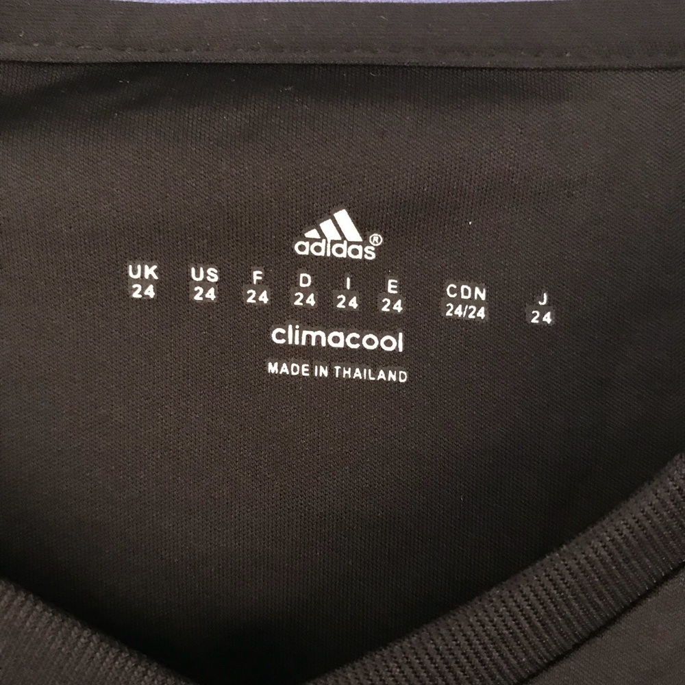 ❌SOLD❌Adidas Cristianio Ronaldo Soccer Jersey - Picture 4 of 8